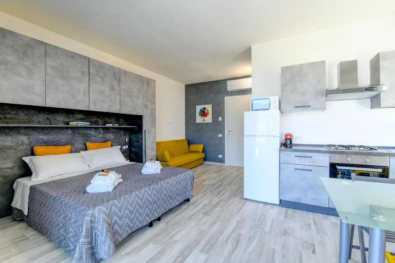 Holiday Apartments Brenzone